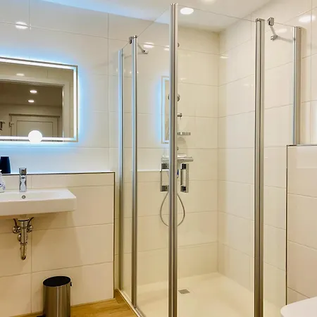 Duhner Allee 10, Litfass 17 * Cuxhaven